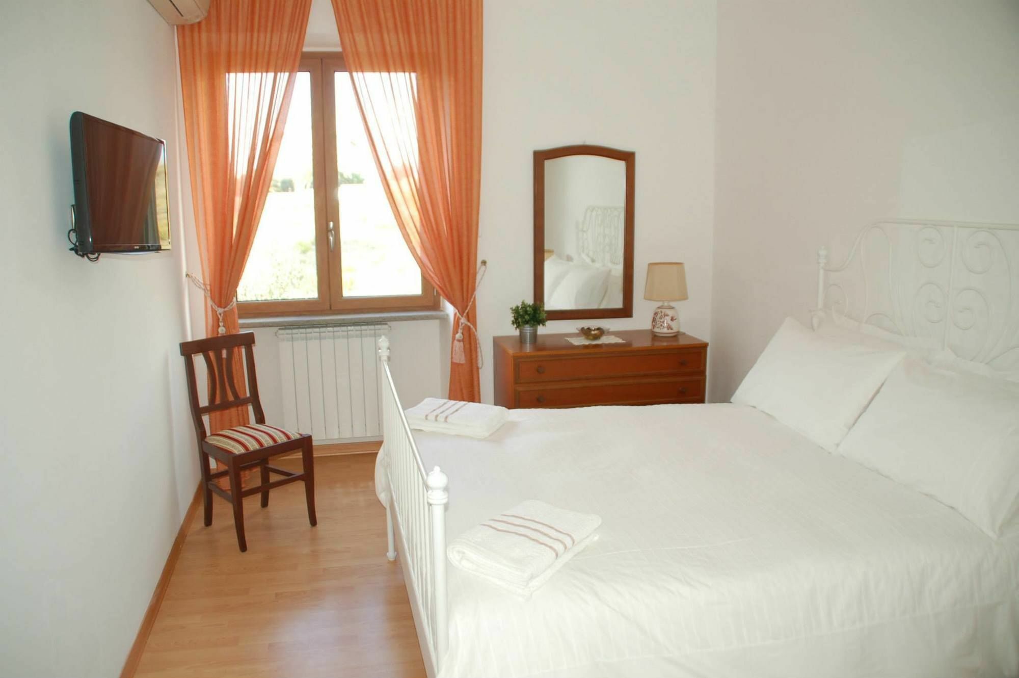 Bed And Breakfast La Corte Degli Ulivi Civitavecchia Exterior photo